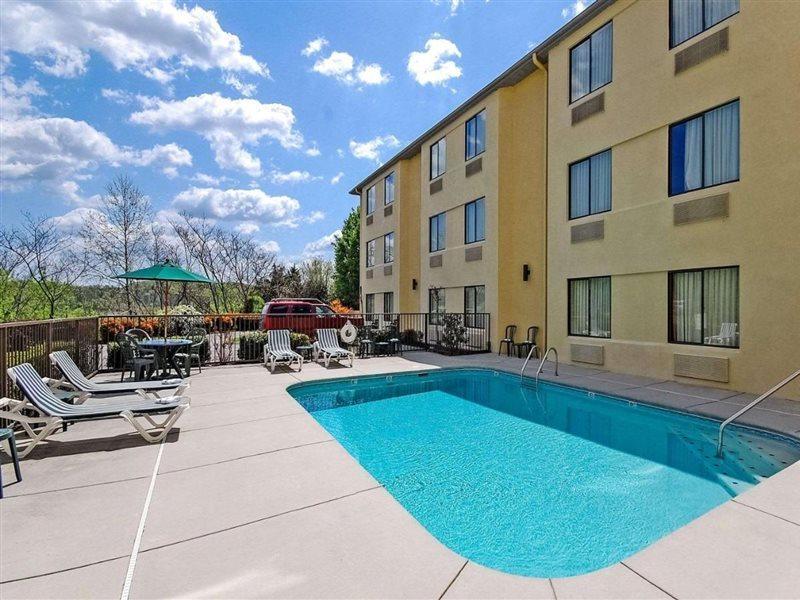 Clarion Pointe Sevierville-Pigeon Forge Zewnętrze zdjęcie