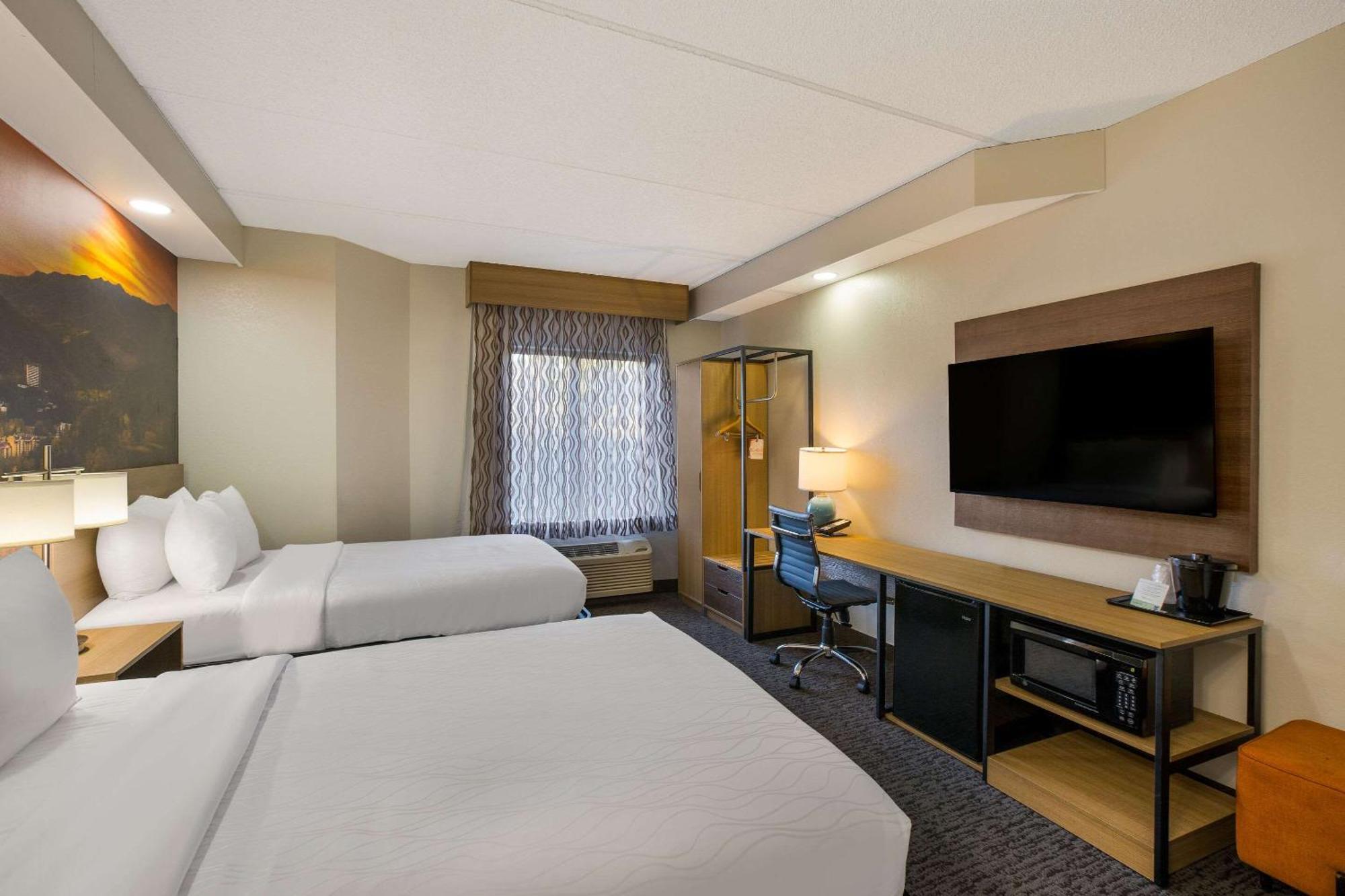 Clarion Pointe Sevierville-Pigeon Forge Zewnętrze zdjęcie