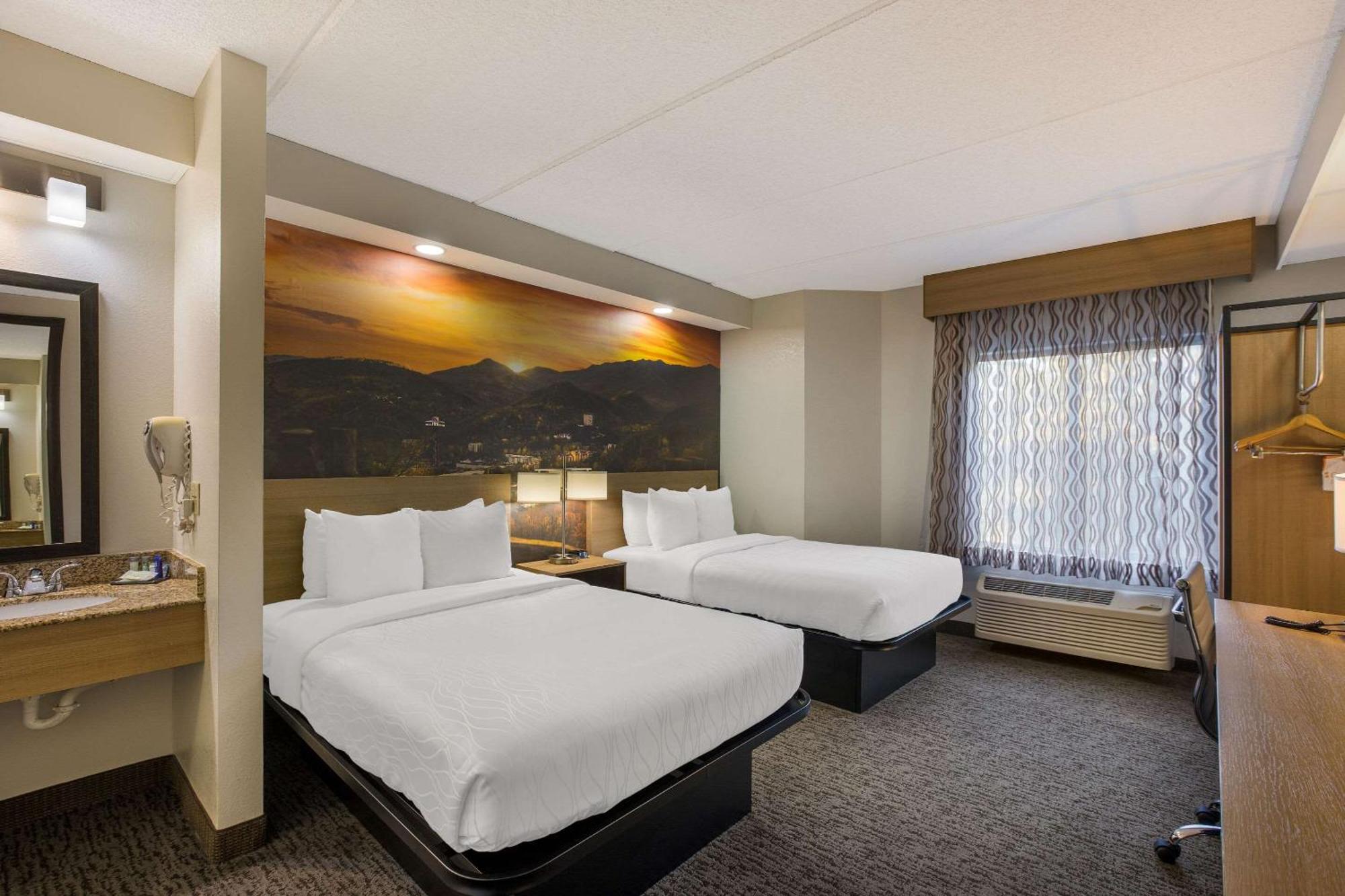 Clarion Pointe Sevierville-Pigeon Forge Zewnętrze zdjęcie
